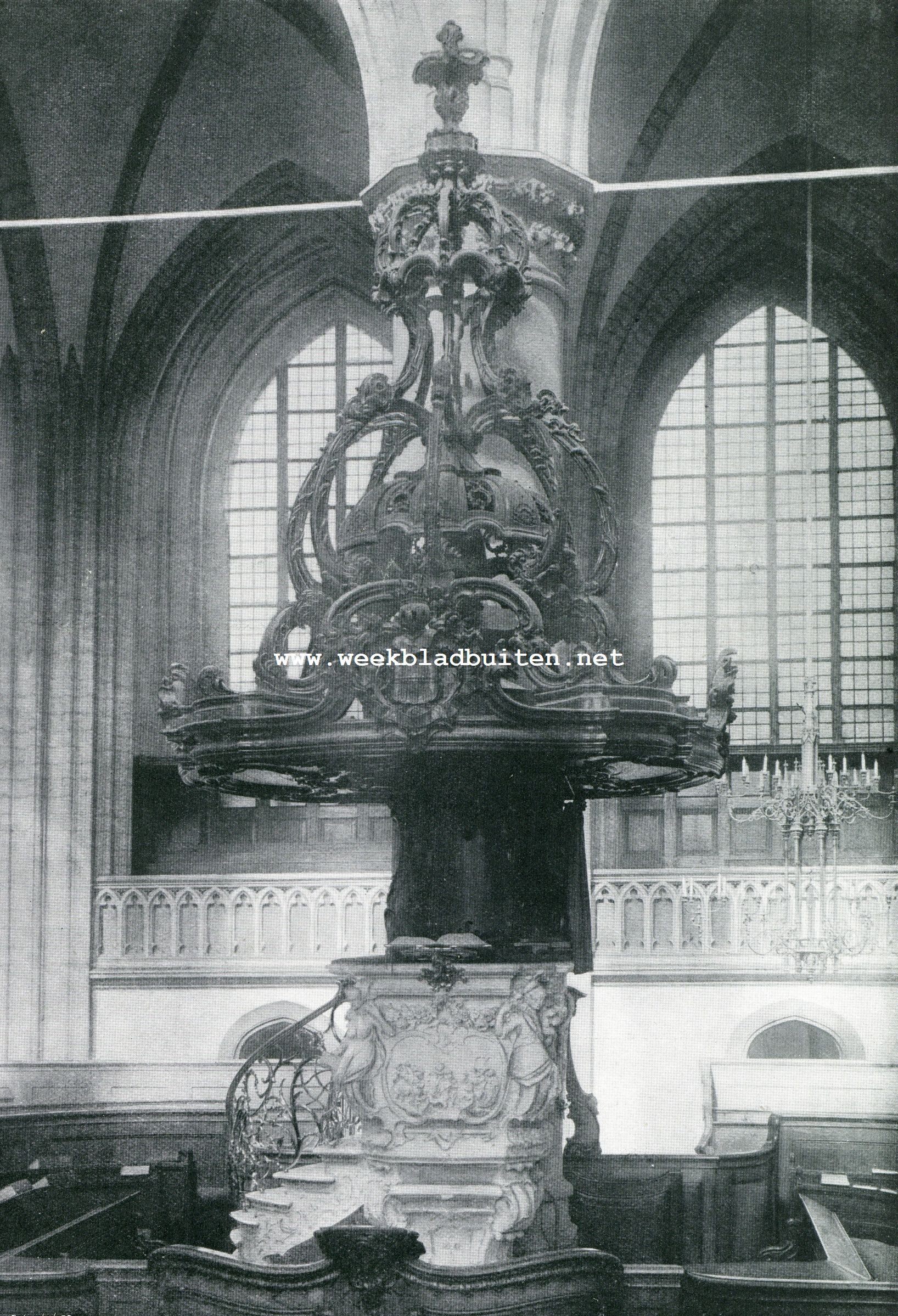 De preekstoel in de Groote Kerk te Dordrecht