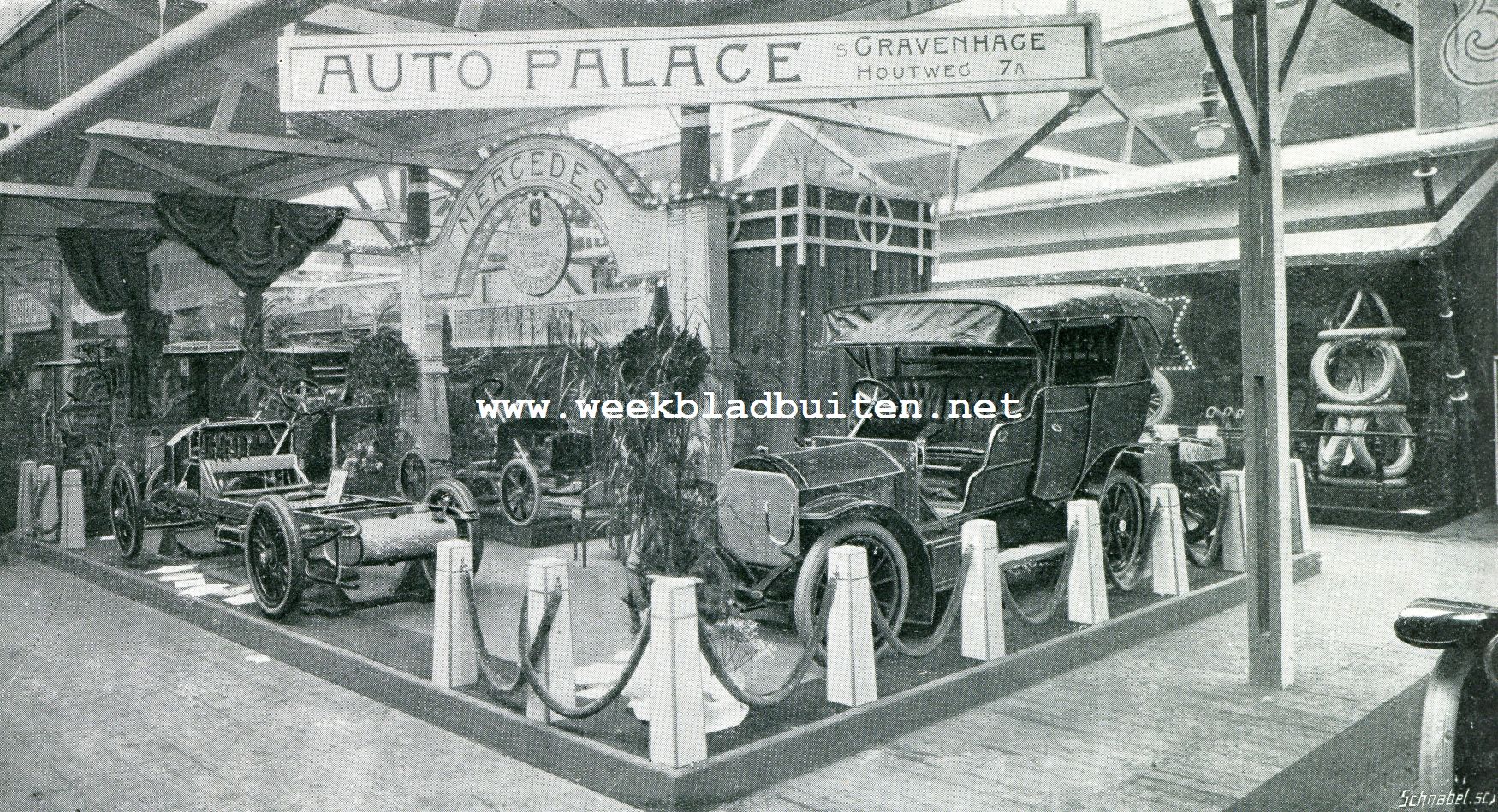 De tentoonstelling van automobielen, motorrijwielen en motorbooten van 17-26 Januari in het Paleis voor Volksvlijt. Stand 
