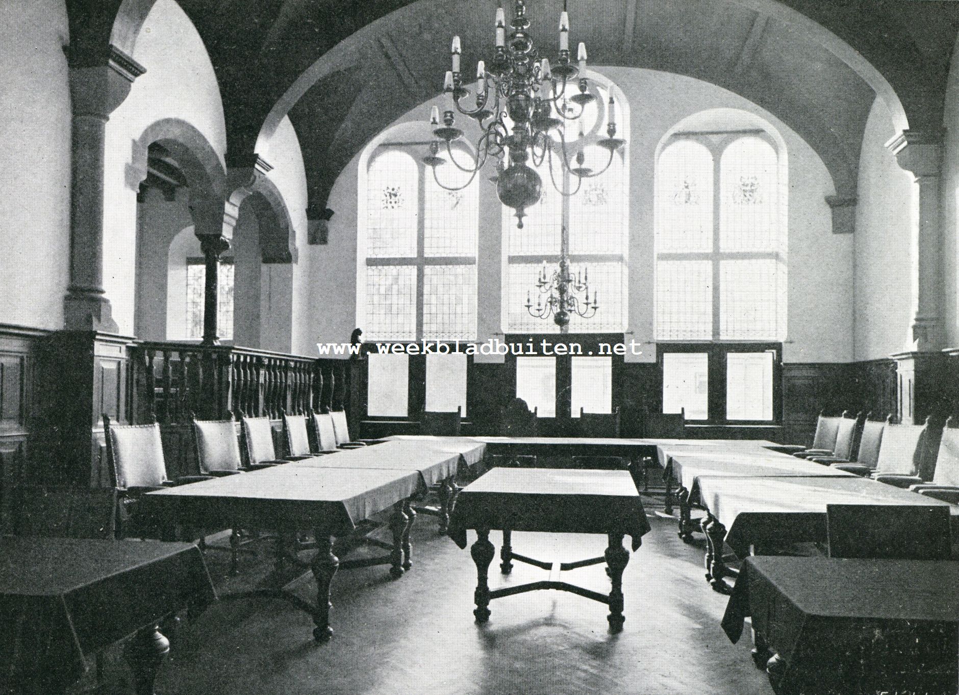 Het nieuwe Raadhuis te Zeist. (de raadzaal)