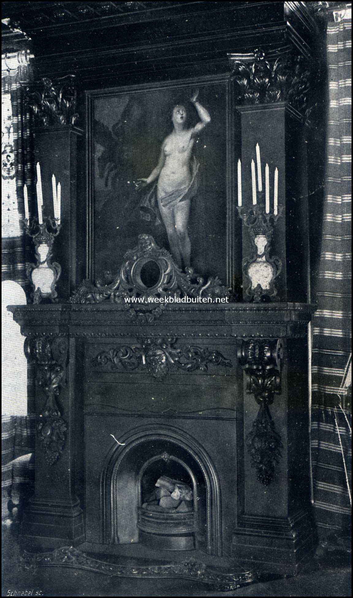 Het Kasteel Rechteren. Schoorsteen in de Eetzaal
