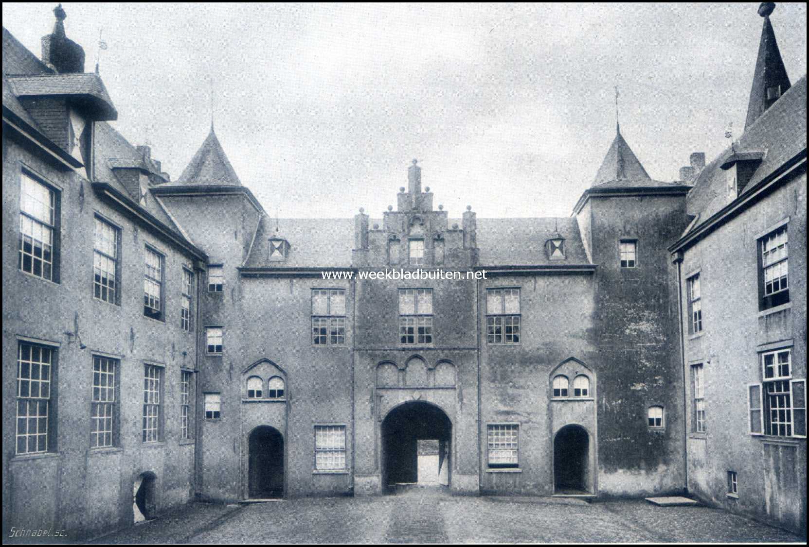 Het Kasteel Helmond. Het Slotplein