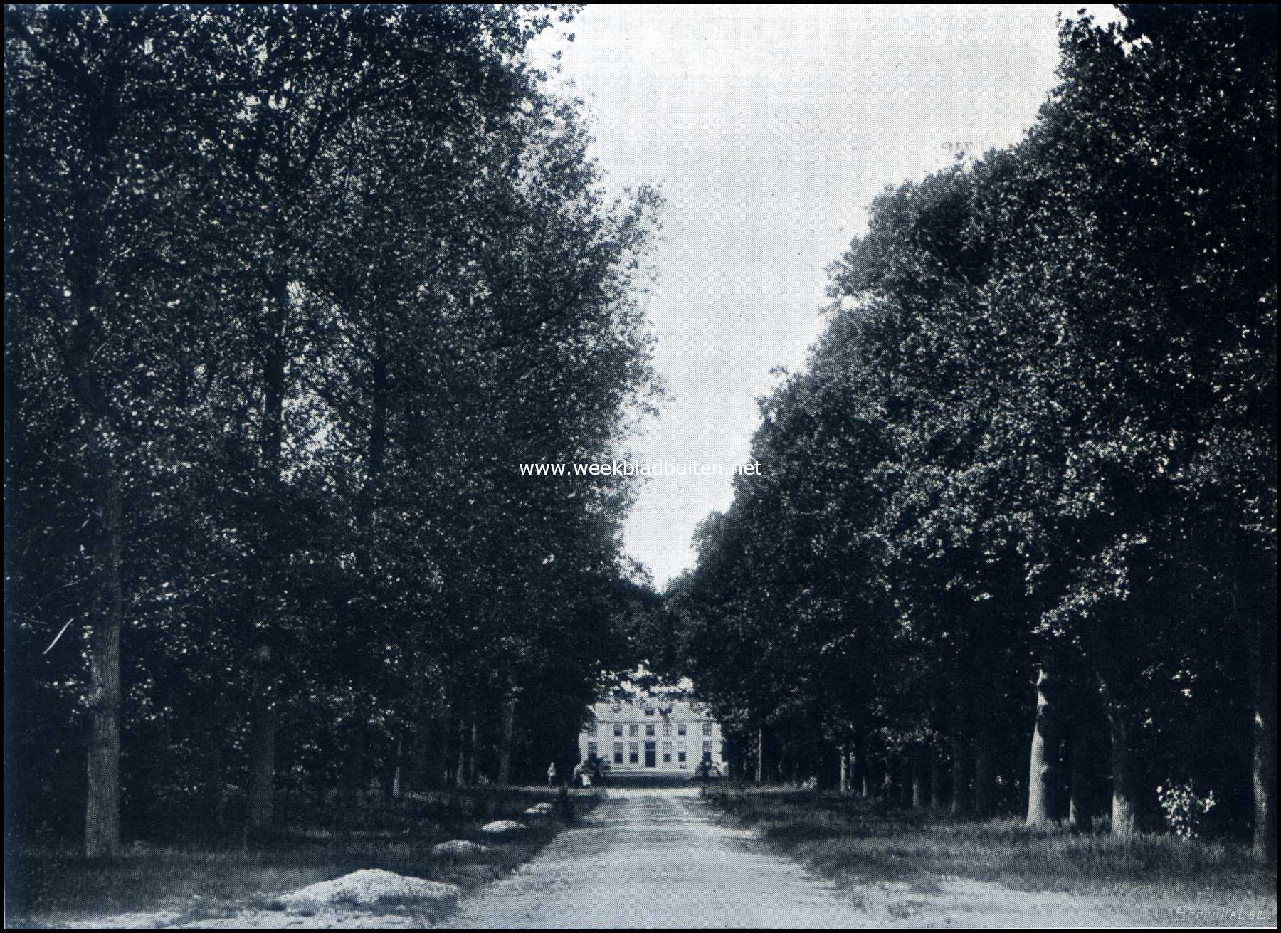 Oud-Wassenaar. Oprijlaan van Huize Groot-Hazebroek bij Oud-Wassenaar