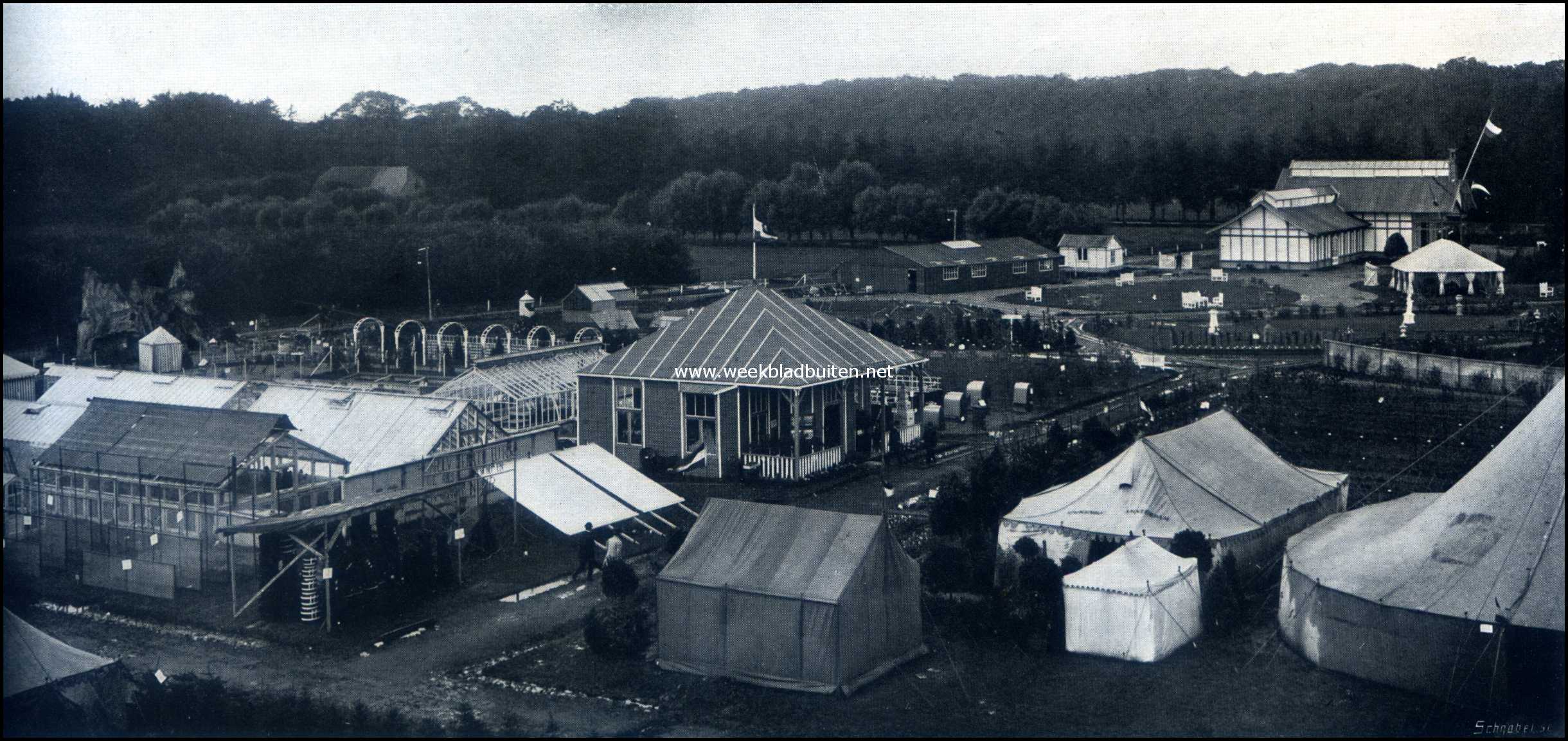 De groote tuinbouwtentoonstelling te Zeist. Gedeelte van het achter-terrein in vogelvlucht
