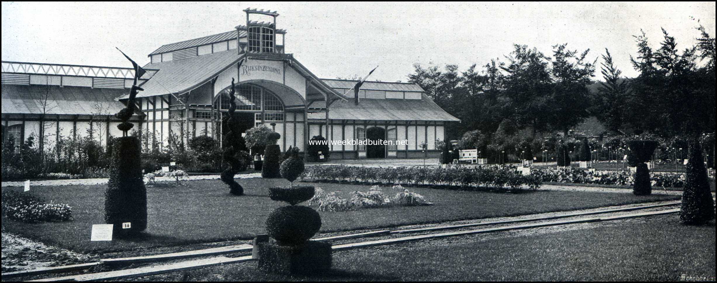 De groote tuinbouwtentoonstelling te Zeist. Het Regeeringsgebouw
