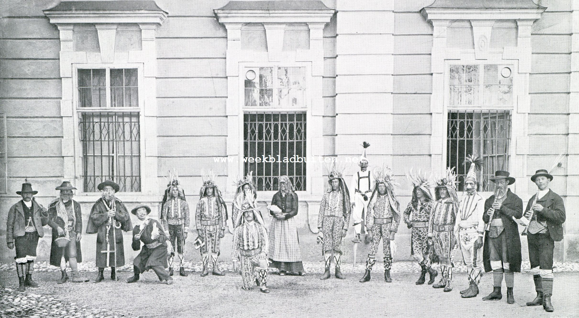 De Perchten-Dansers van Salzburg. 