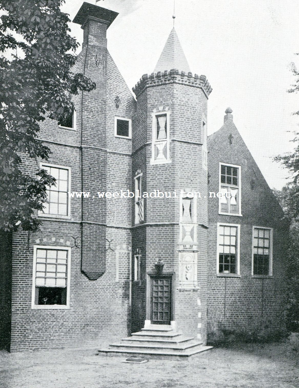De Wedderburcht. Voorgevel