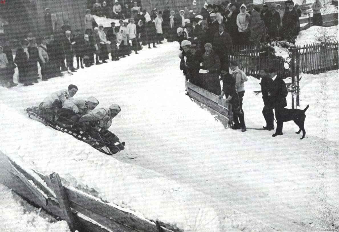 Over Bobslee-toeren te Davos. 2 seconden later; door de bocht aan de 
