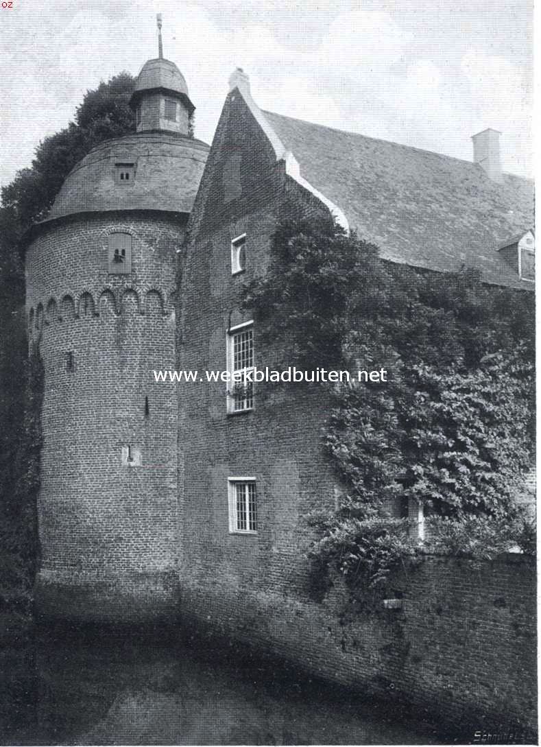 Het kasteel Well (L.). Het kasteel Well. Zij-toren van het voorgebouw