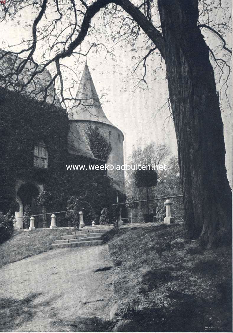 Het kasteel Horn (L.). Toegang