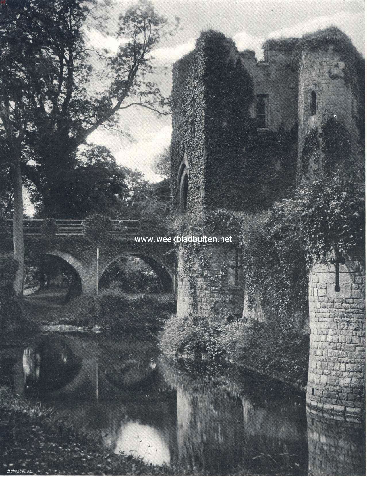 Oud-Engeland. Raglan Castle. Westzijde