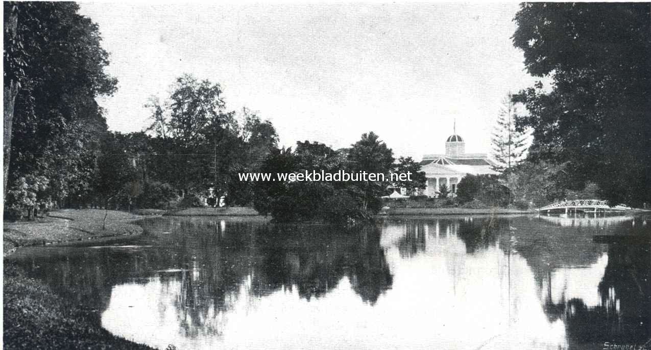 Gezicht op het paleis te Buitenzorg