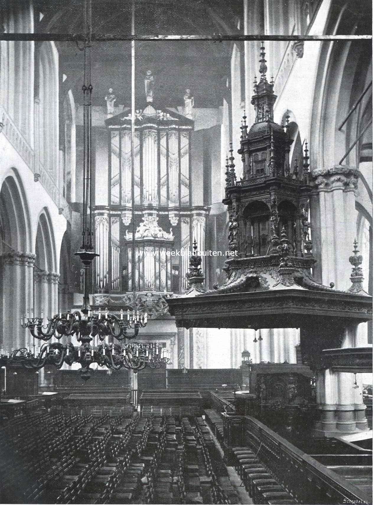 Interieur van de Nieuwe Kerk te Amsterdam