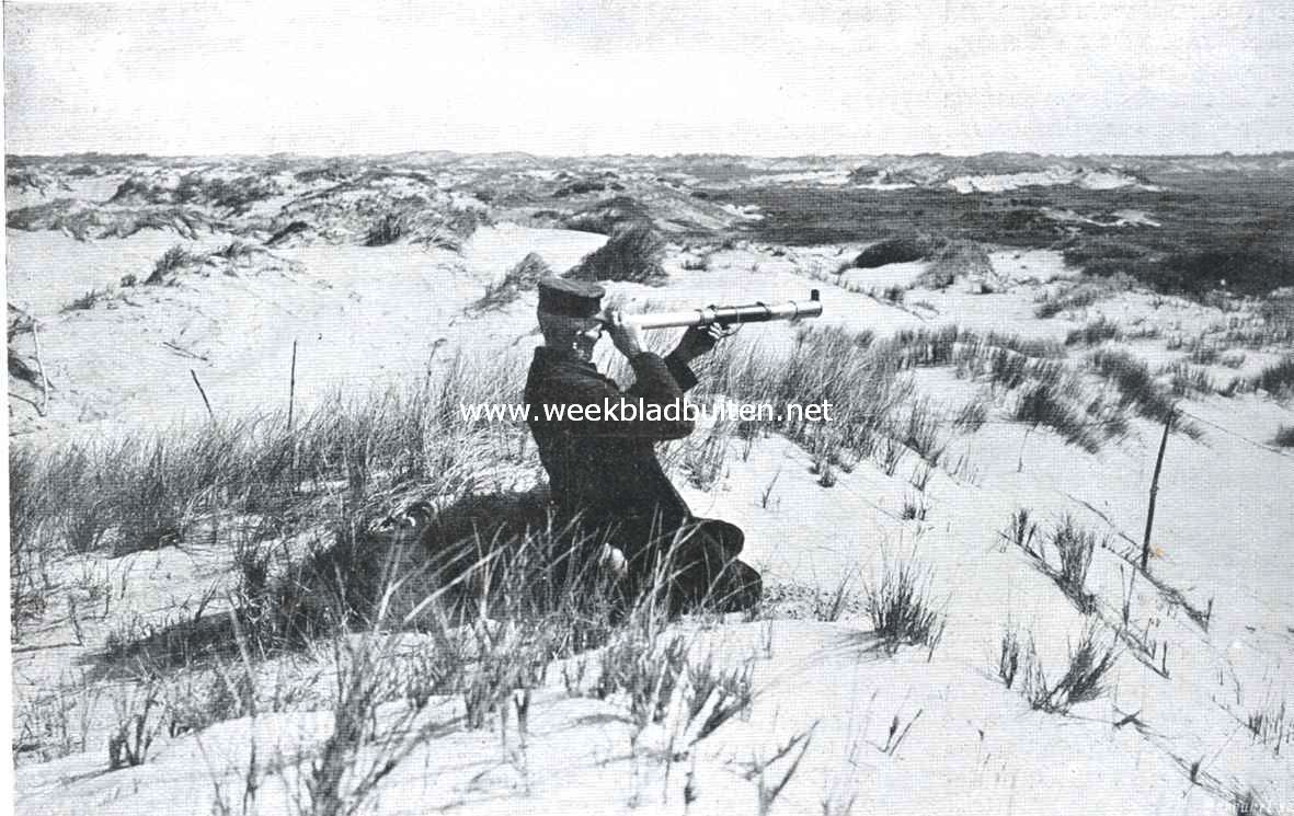 De duinen van Schouwen. Duinpartij met draadversperring
