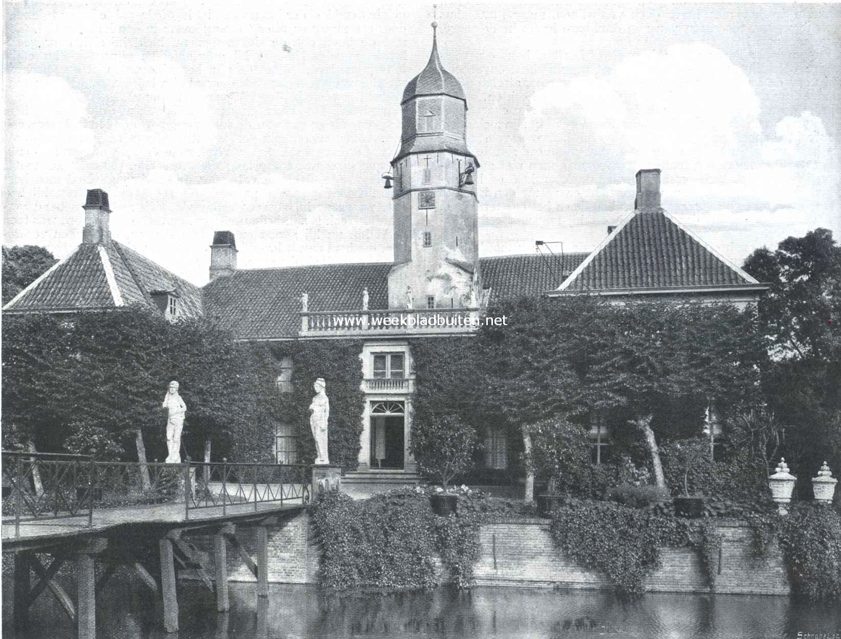 De Fraeylemaborg. De voorgevel