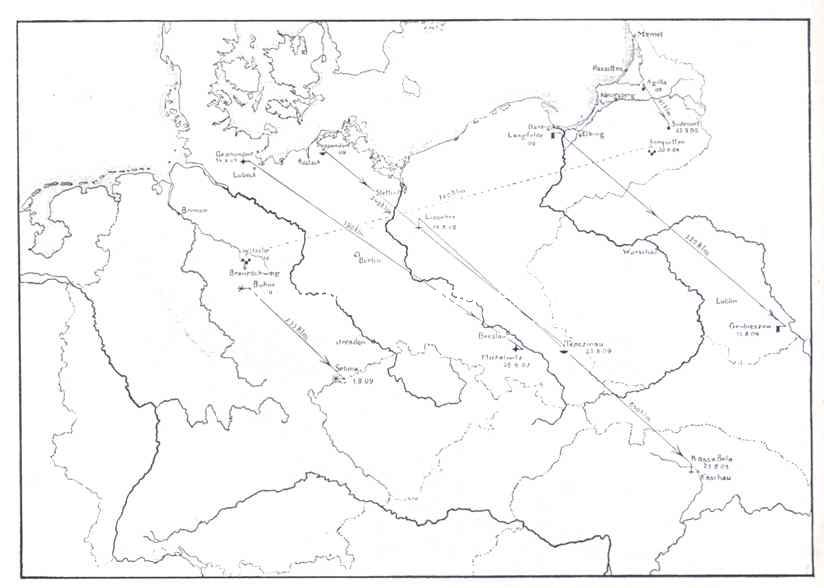 De zuid-oostelijke richting waarin de ooievaars in den herfst uit Noord-Duitschland wegtrekken