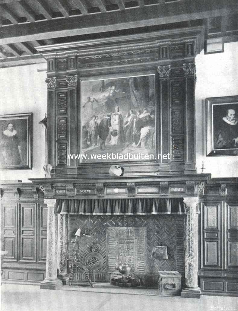 Het Muiderslot. De schoorsteen in de ridderzaal