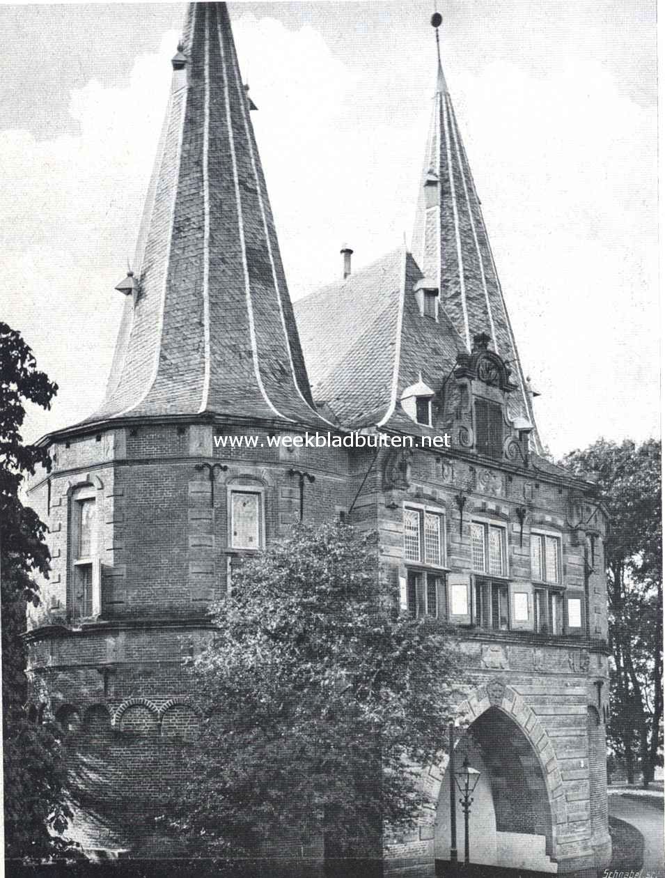 Kampen. De Cellebroederspoort te Kampen