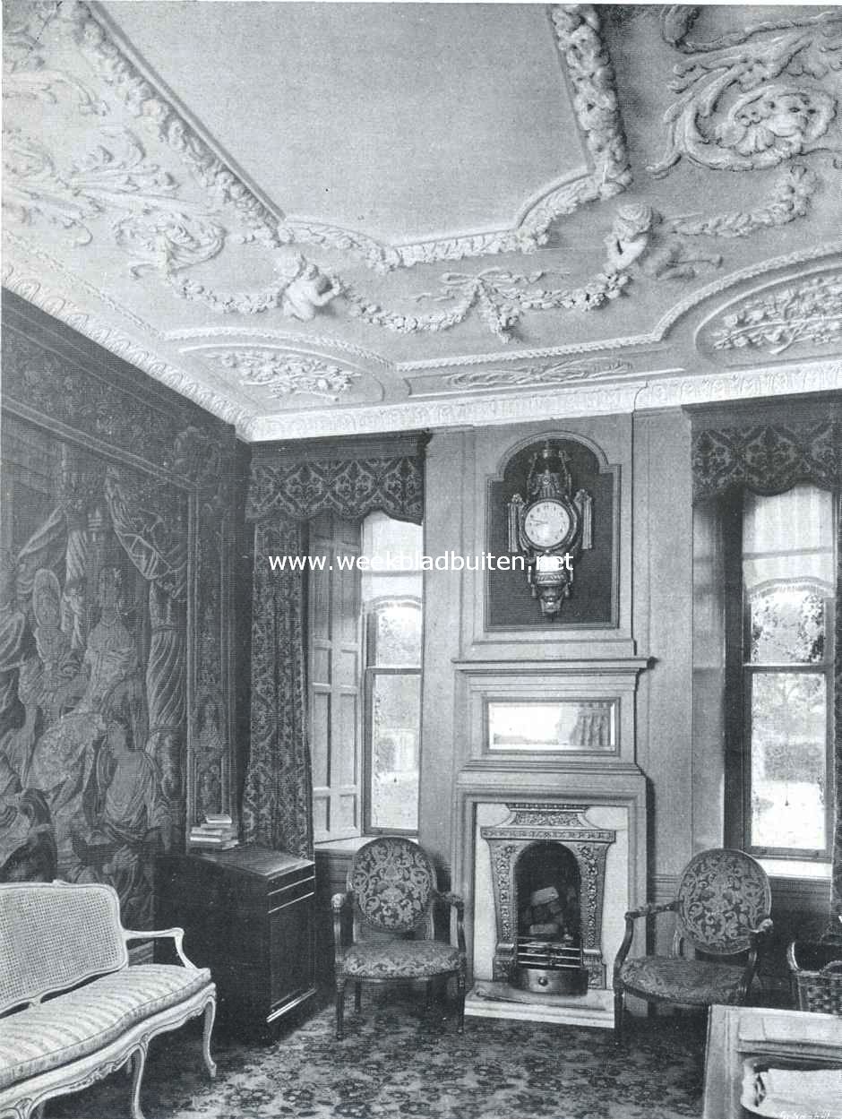 Het kasteel Weldam. De torenkamer. Gobelinzaal met haard van 1687