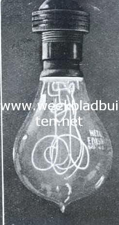 Fotografishe opname op een plaat welke wel is behandeld met hydrazine-verbinding
