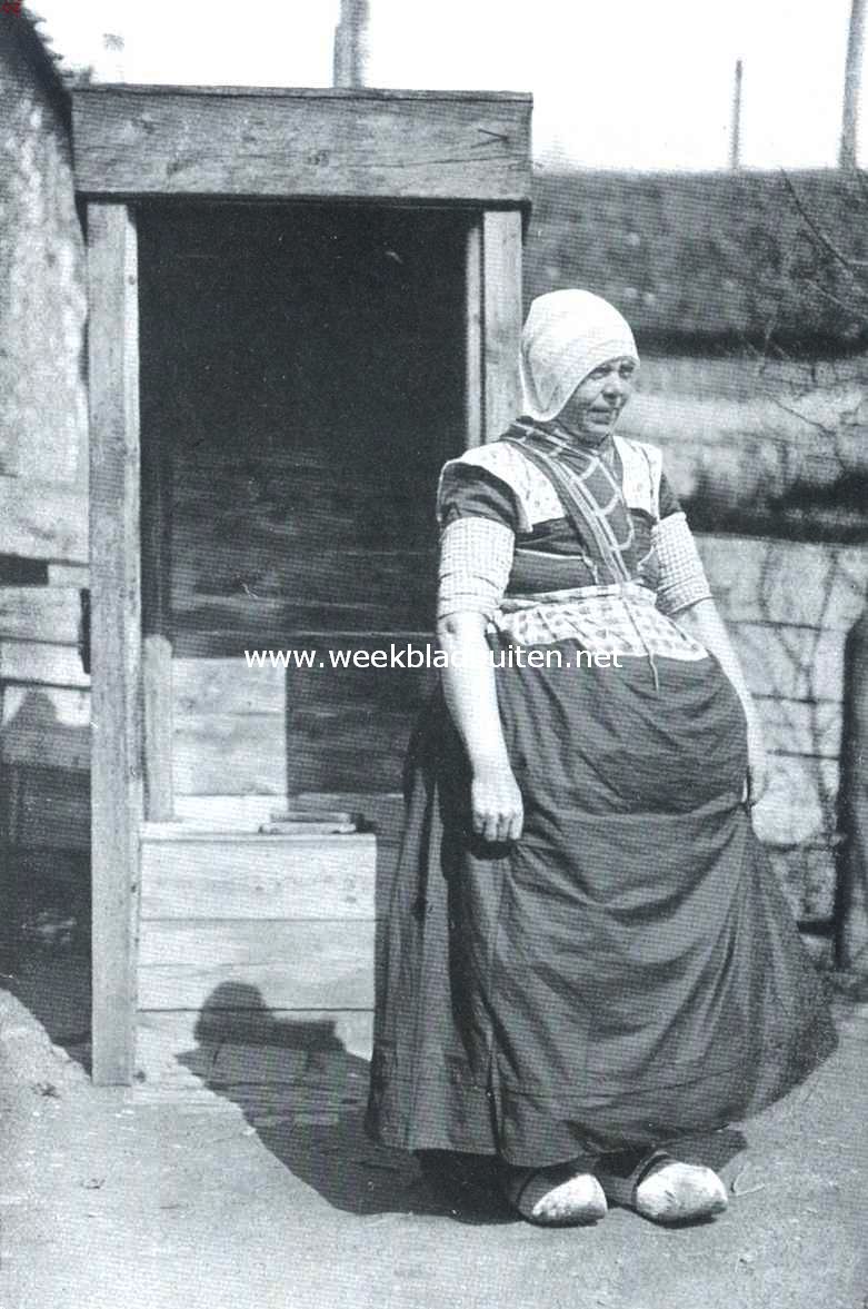 Spakenburg en Bunschoten. Bunschoter vrouw