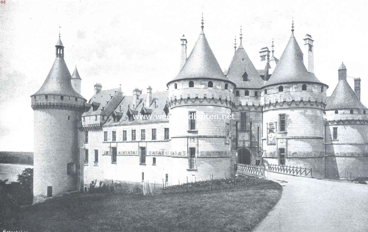 De kasteelen langs de Loire. Het Kasteel van Chambord. Ingang