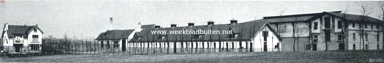 Landgoed Johanna-Hoeve. De boerderij met directeurs-woning, van terzijde gezien