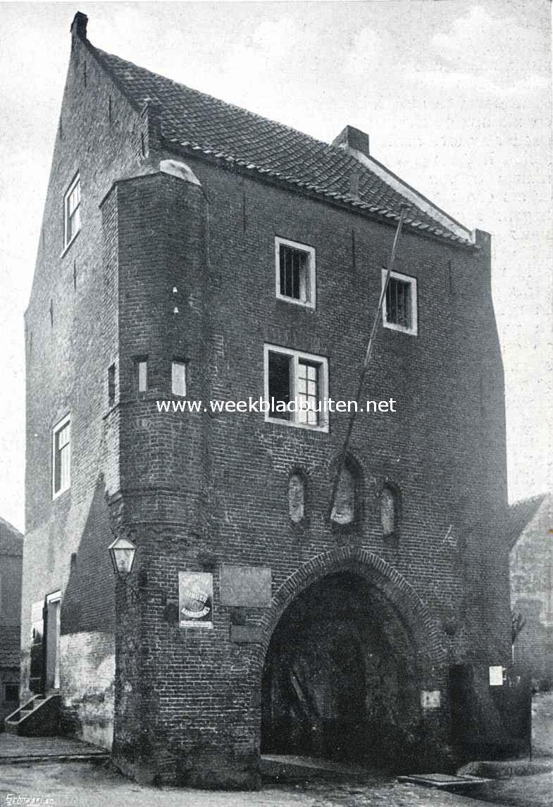 Een merkwaardig visschersstadje. De Water- of Gevangenpoort te Woudrichem