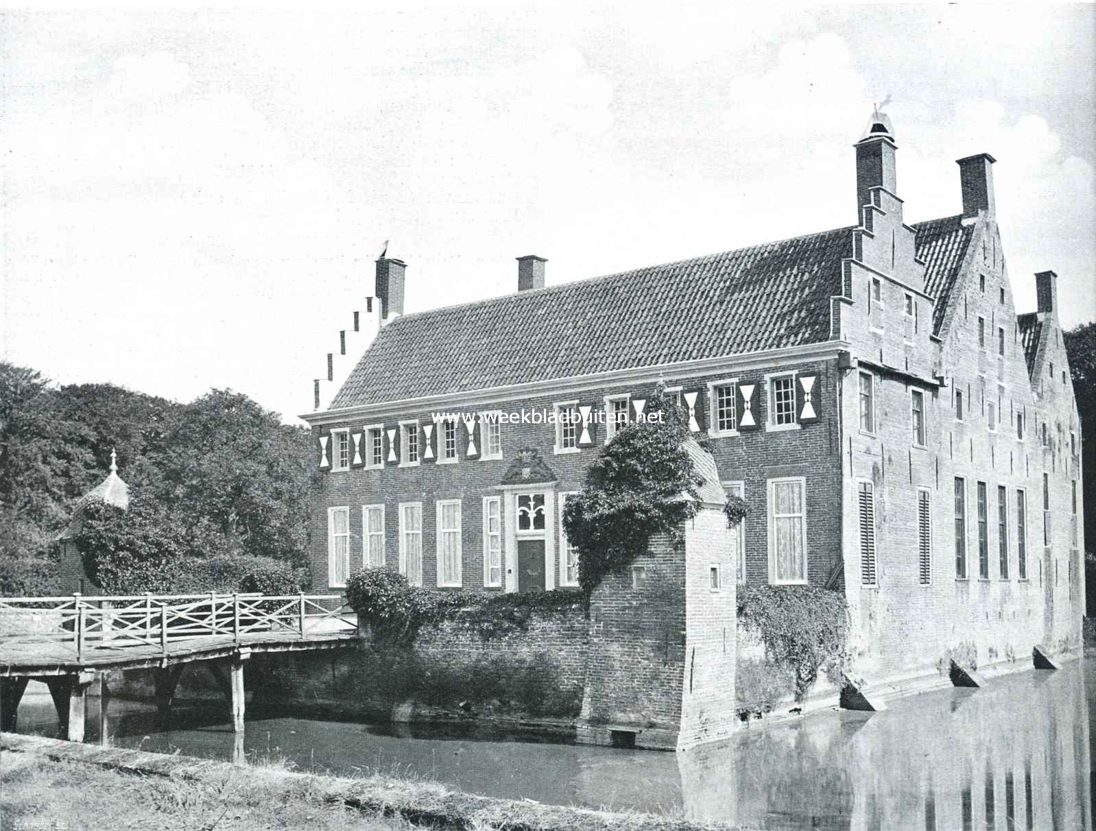 Menkema. Voorgevel en zuidzijde