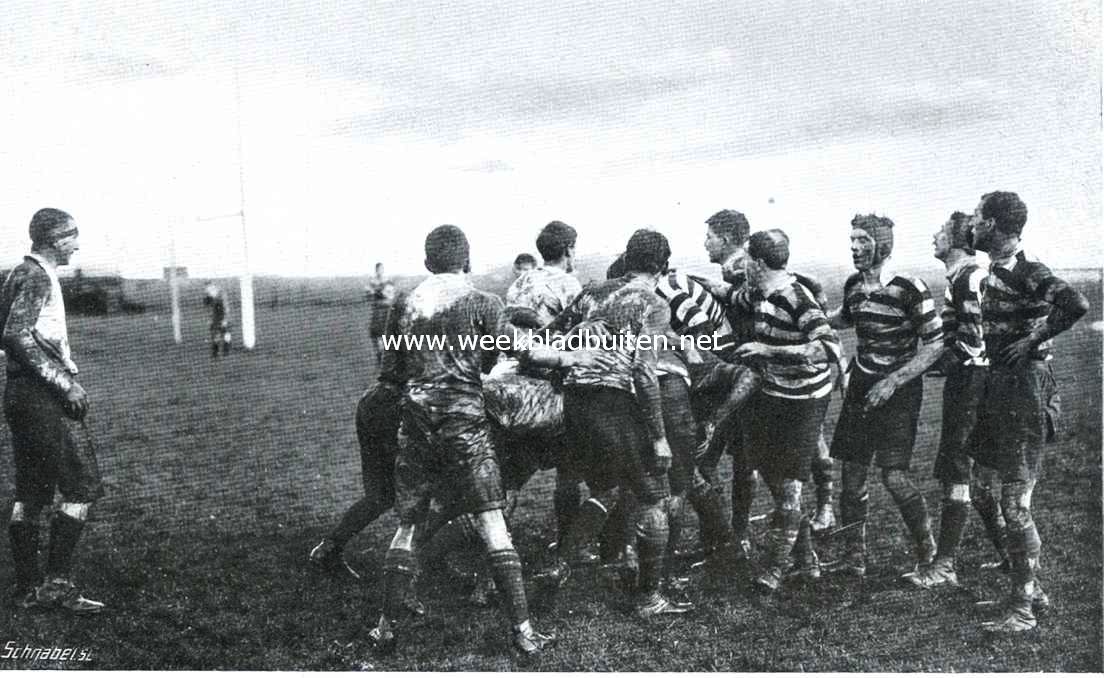 Rugby-voetbal. Een poosje na het bovenstaande: een 