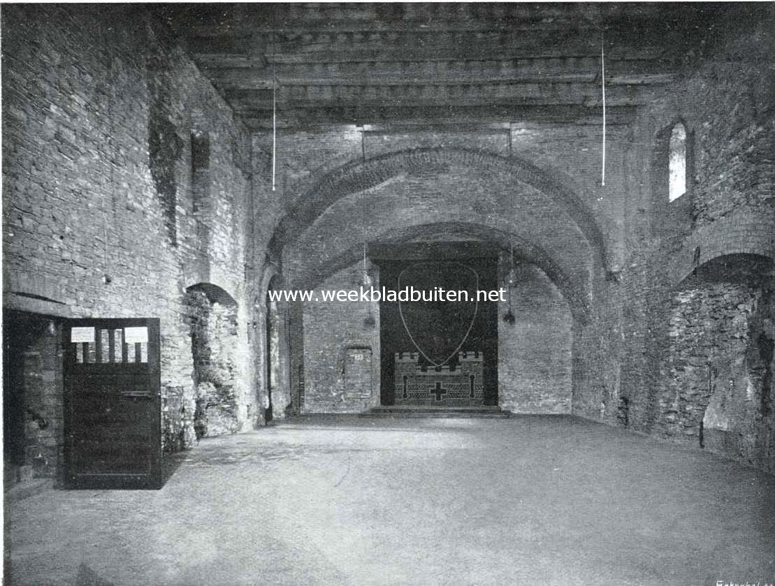 's-Gravensteen te Gent. 's-Gravensteen. De groote zaal in het hoofdgebouw