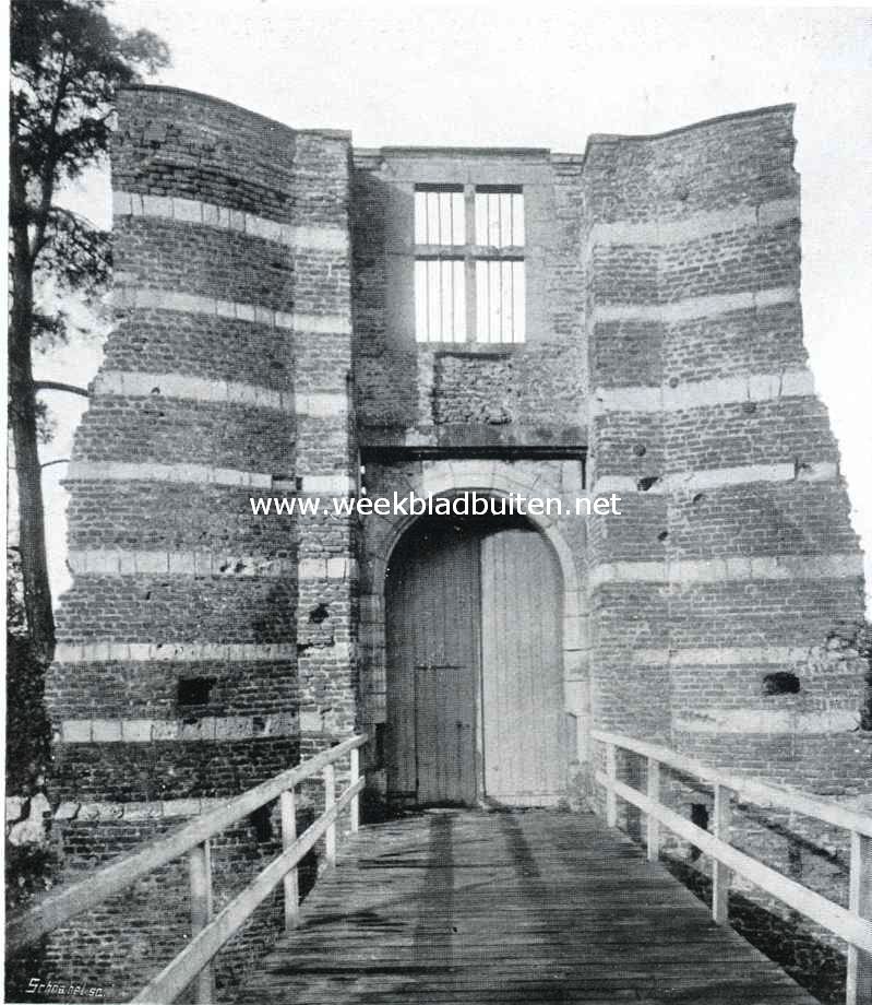 Batenburg. De ingang vanhet eertijds zoo trotsche kasteel Batenburg