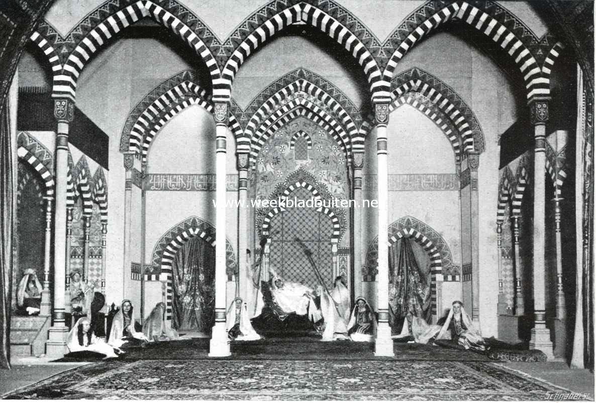 Het gebarenspel Kurrogloe en Nighara, te Delft tijdens de Lustrum-feesten vertoond. Een voor-vertrek van den harem in sultan Moerad's paleis. Prinses Nighara uitgestrekt op een rustbank. (tweede tafereel)
