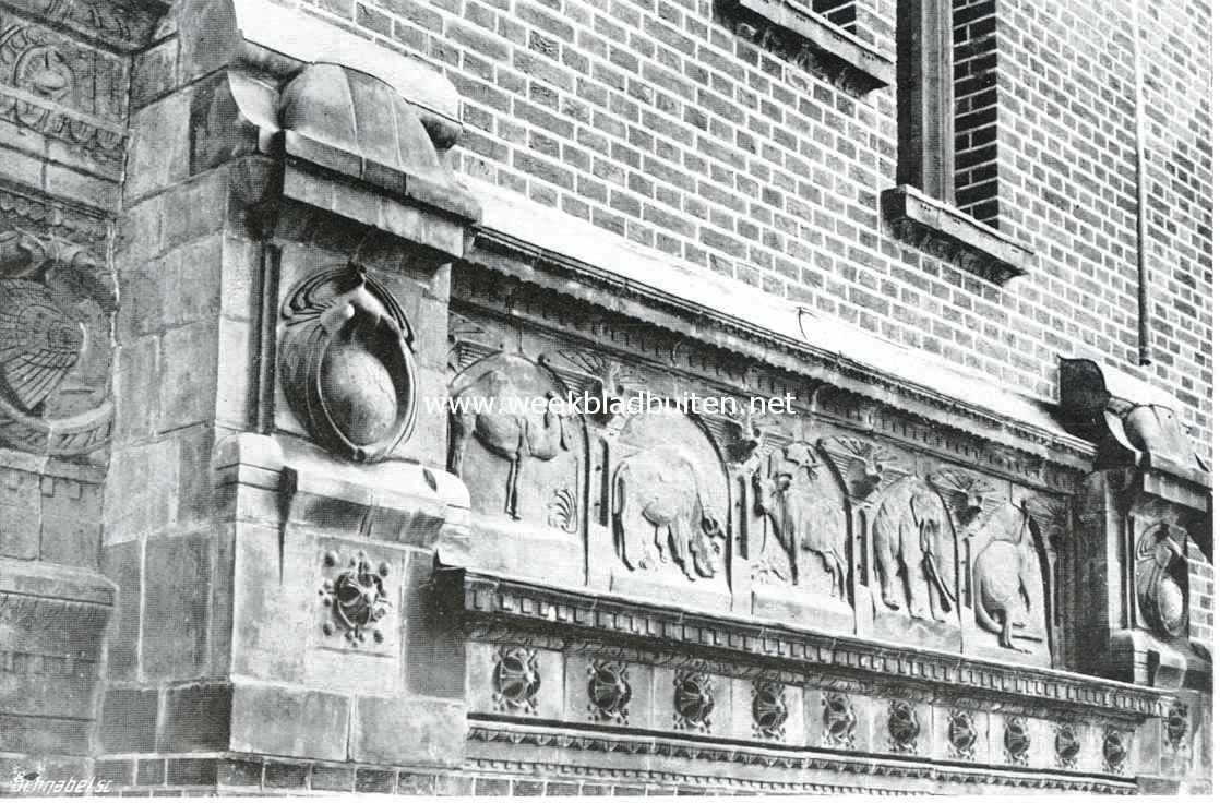 Het werk van Willem Brouwer. Terra-cotta versiering aan het Vredespaleis