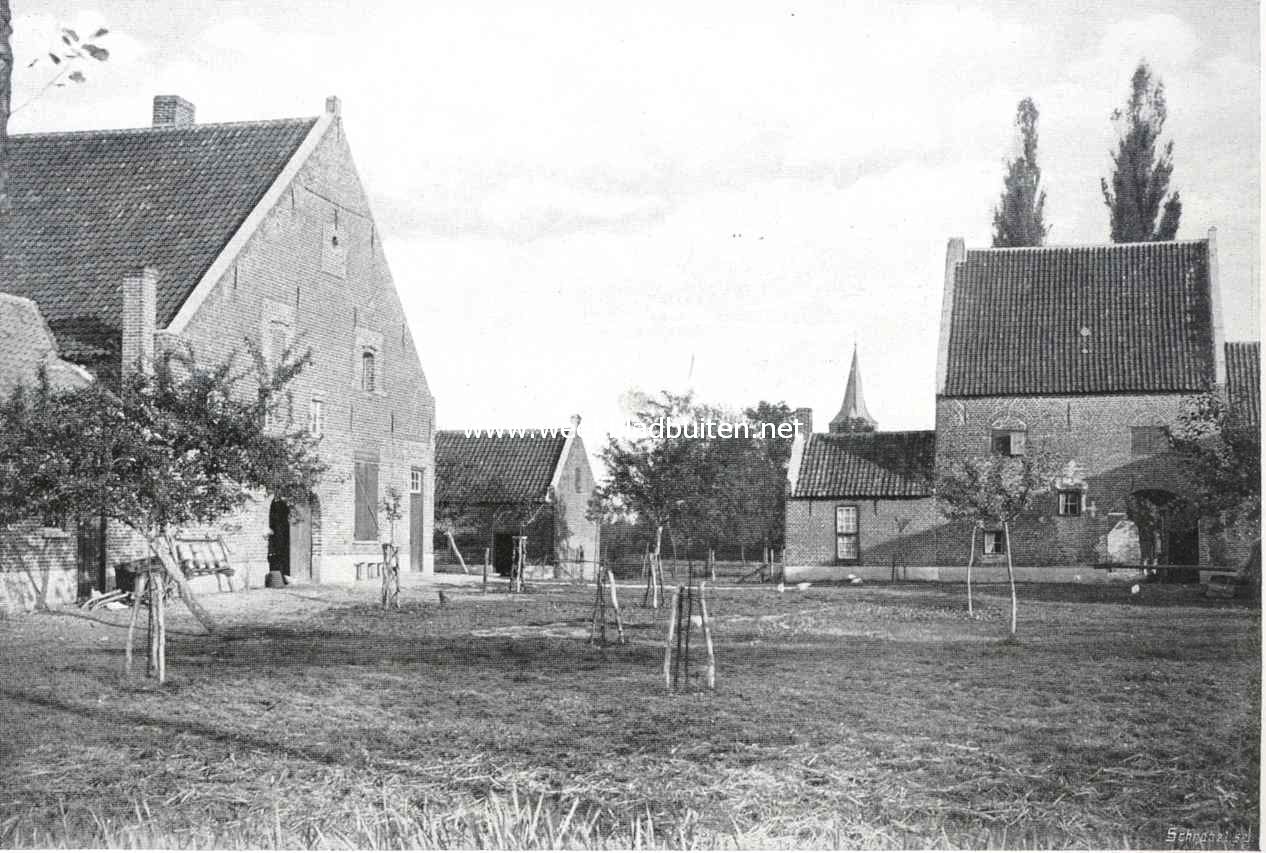 Het kasteel Meerlo (L.). Boerderij en voorburcht van het voormalige kasteel Meerlo