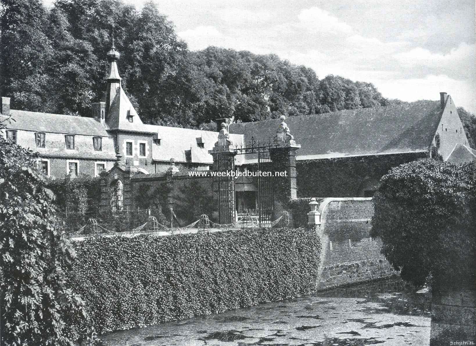 Kasteel Eysden. Achter de stallen van kasteel Eysden.