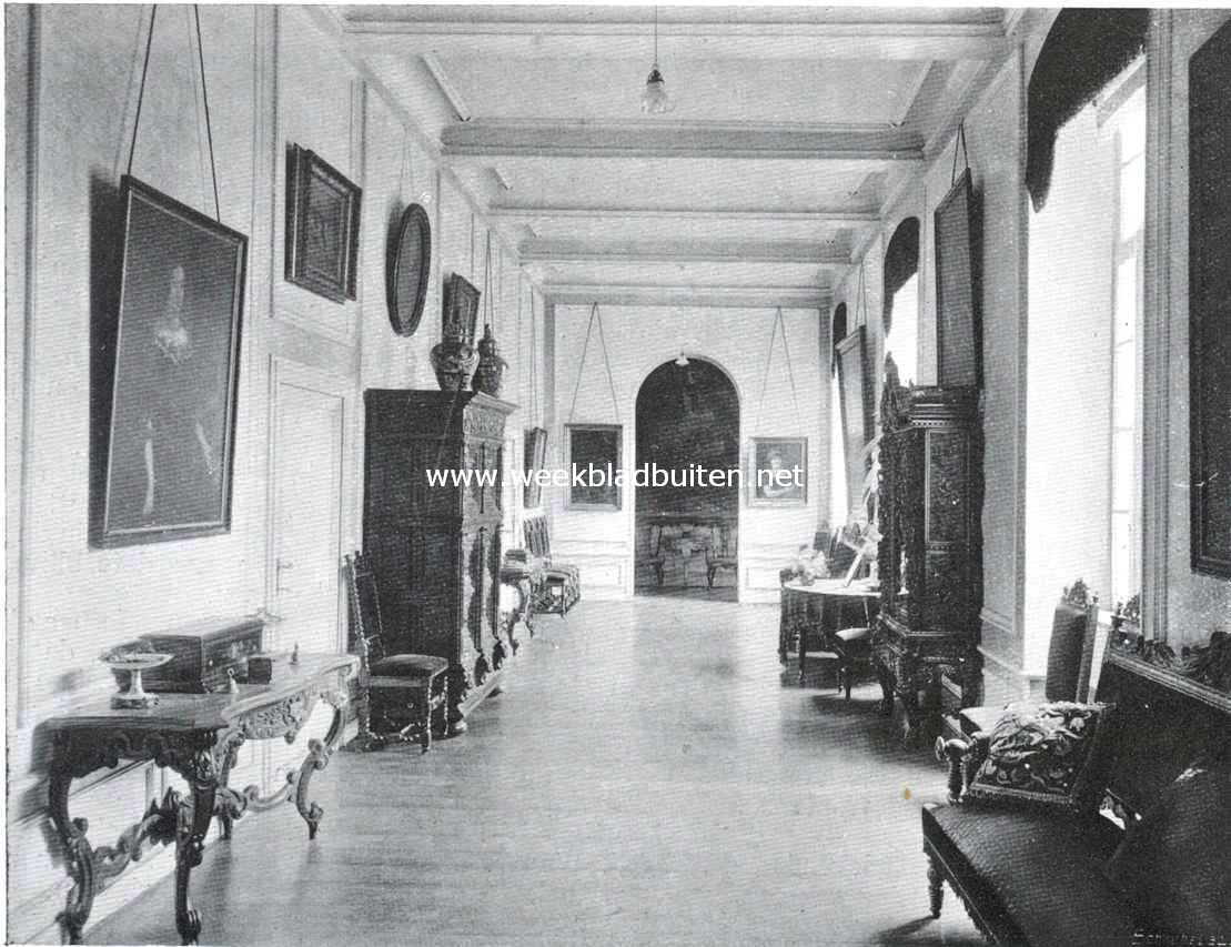 Kasteel Eysden. Gang op de eerste verdieping