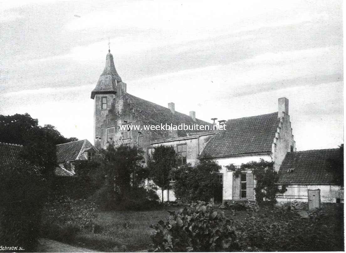 Het kasteel Zwijnsbergen te Helvoirt. Achterzijde 1