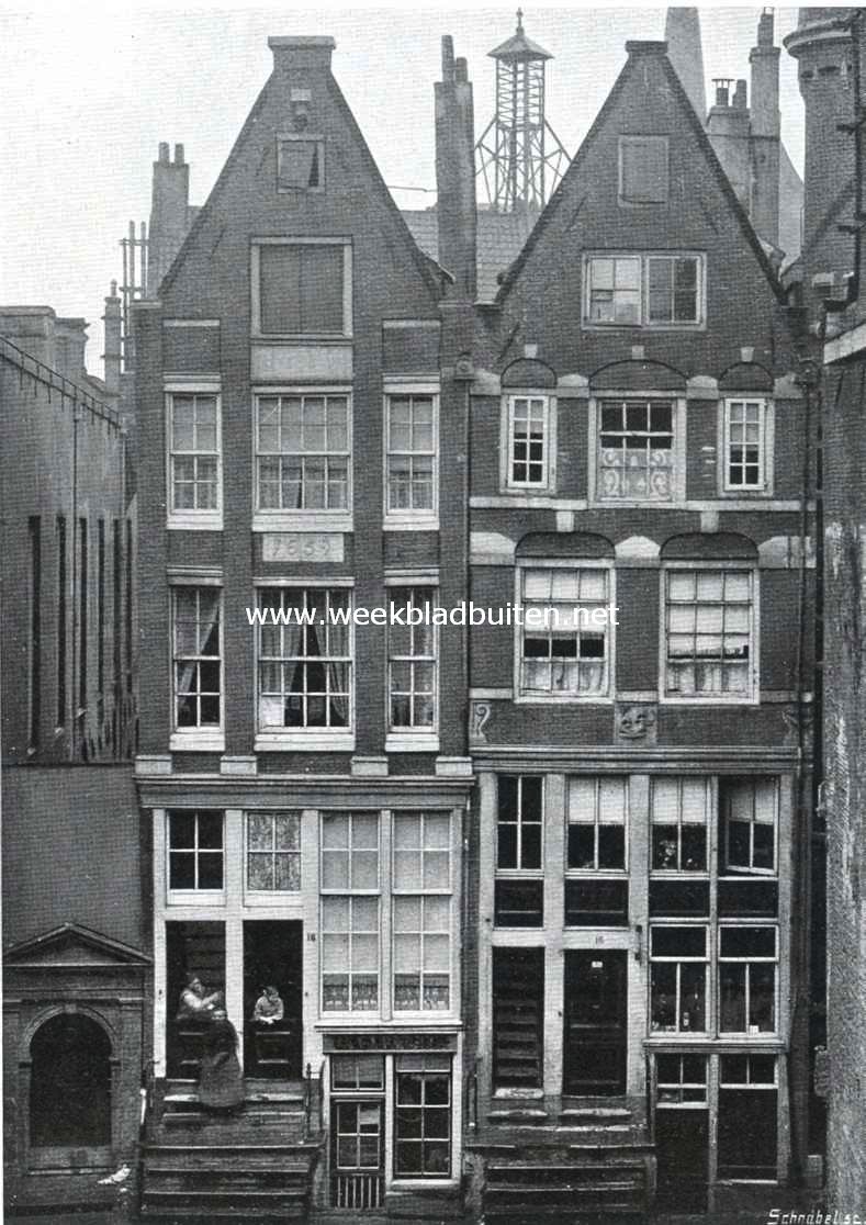 Oude huisjes uit de eerste en tweede helft der 17e eeuw in de Handboogstraat te Amsterdam, die waarschijnlijk weldra worden gesloopt