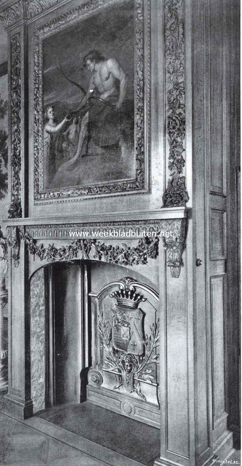 De Slangenburg. Schoorsteenmantel in een der salons van den Slangenburg