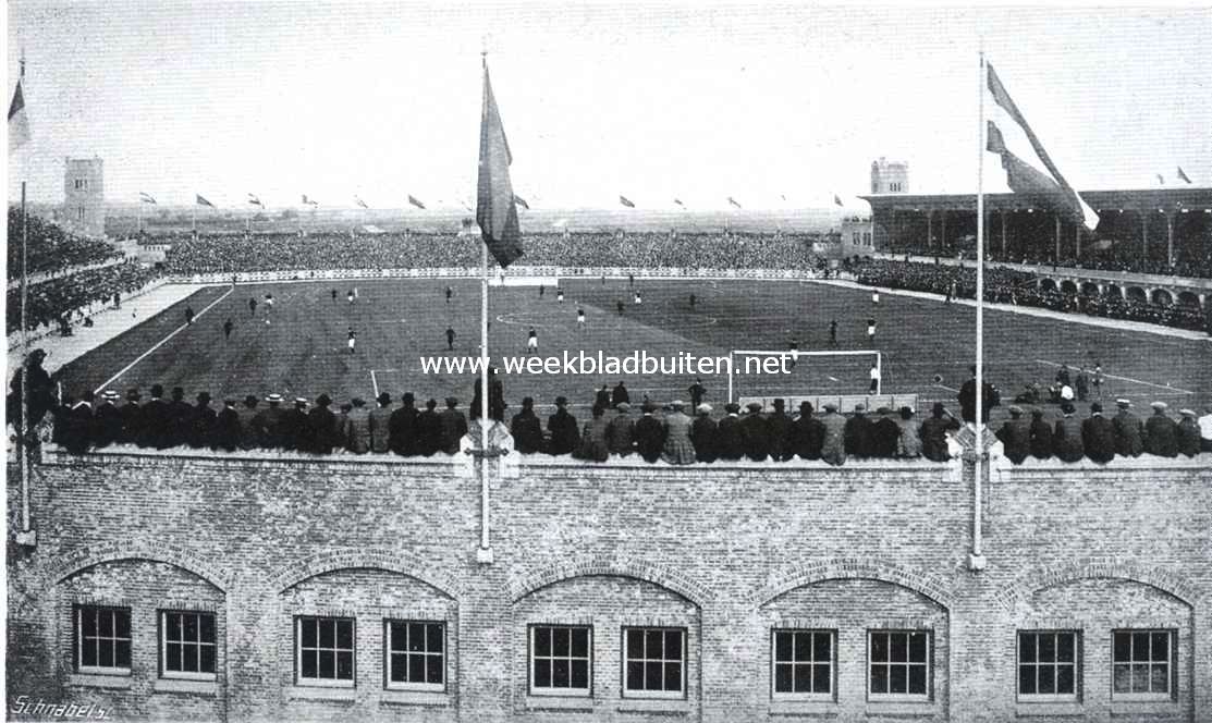 De opening van het stadion. Overzicht van het Nederlandsche Sportpark