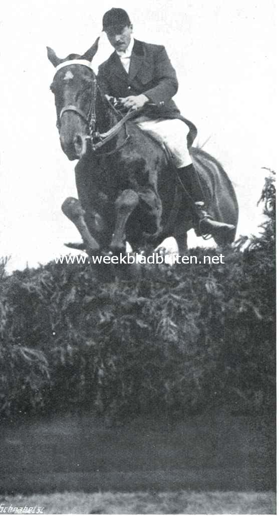 Het concours hippique te 's-Gravenhage. Een mooie sprong