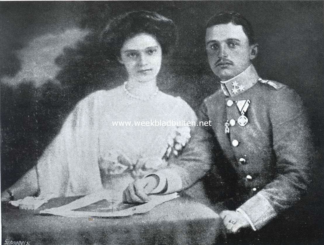Aartshertog Karl Franz Joseph, die door den moord op Franz Ferdinand troonopvolger der Oostenrijksch-Hongaarsche monarchie is geworden, met zijn vrouw, prinses Zita van Bourbon-Parma
