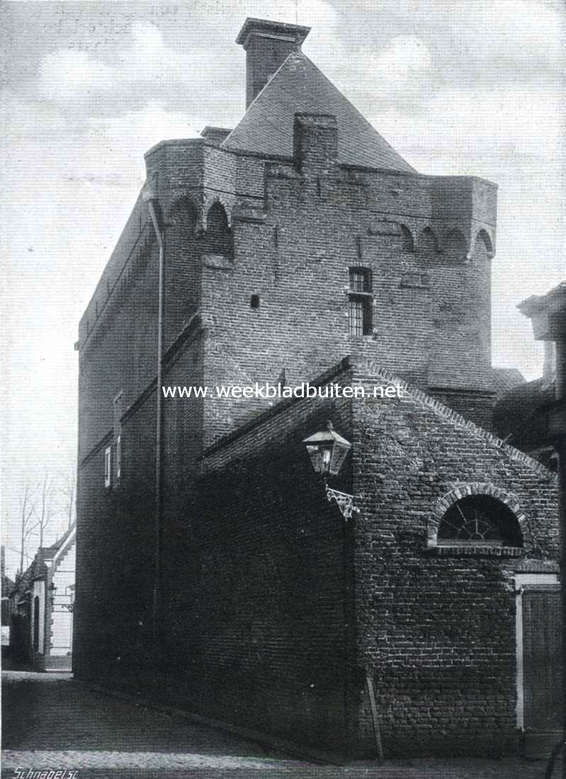 Elburg. Het stadhuis te Elburg. Achterzijde