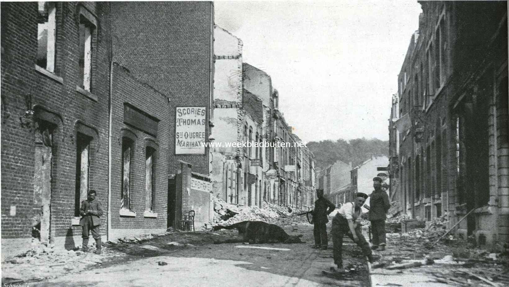 De Europeesche oorlog. Straat in het door de Duitschers verwoeste Belgische stadje Vis