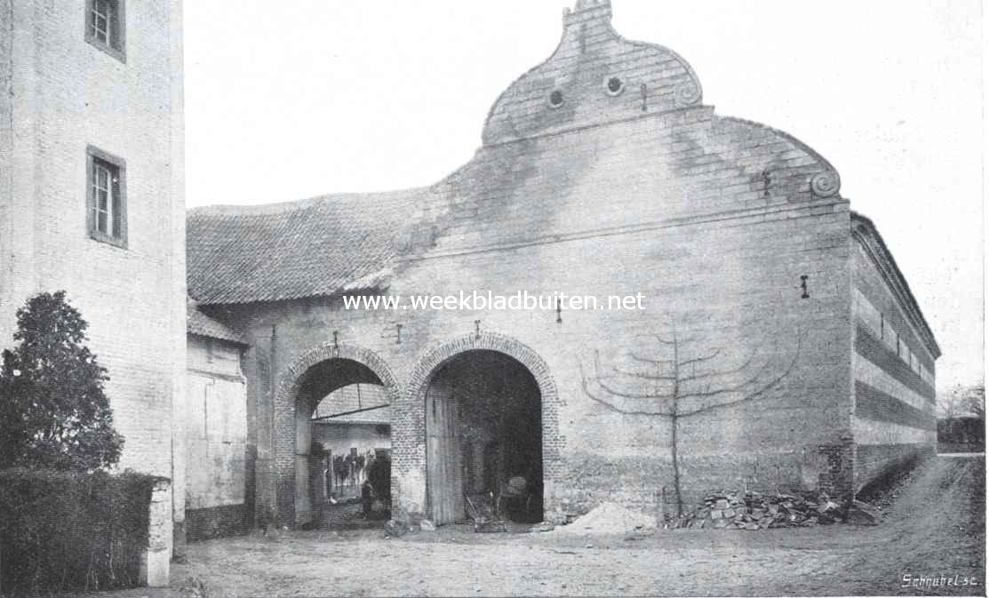 Het Bkkenhfke te Schimmert. Ingang tot de binnenplaats der boerderij en schuur