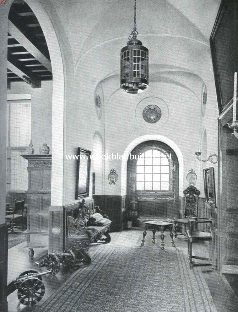 Kasteel Nyenrode. Gedeelte van de hal
