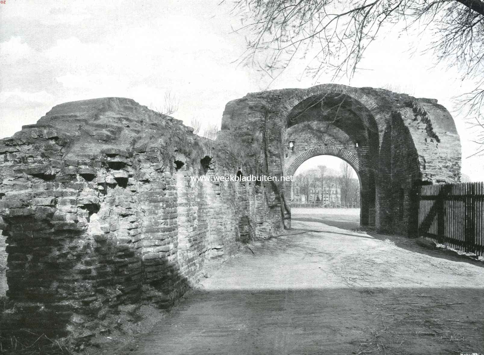 Zutfen. Rune van de Nieuwstads- of Alva-Poort