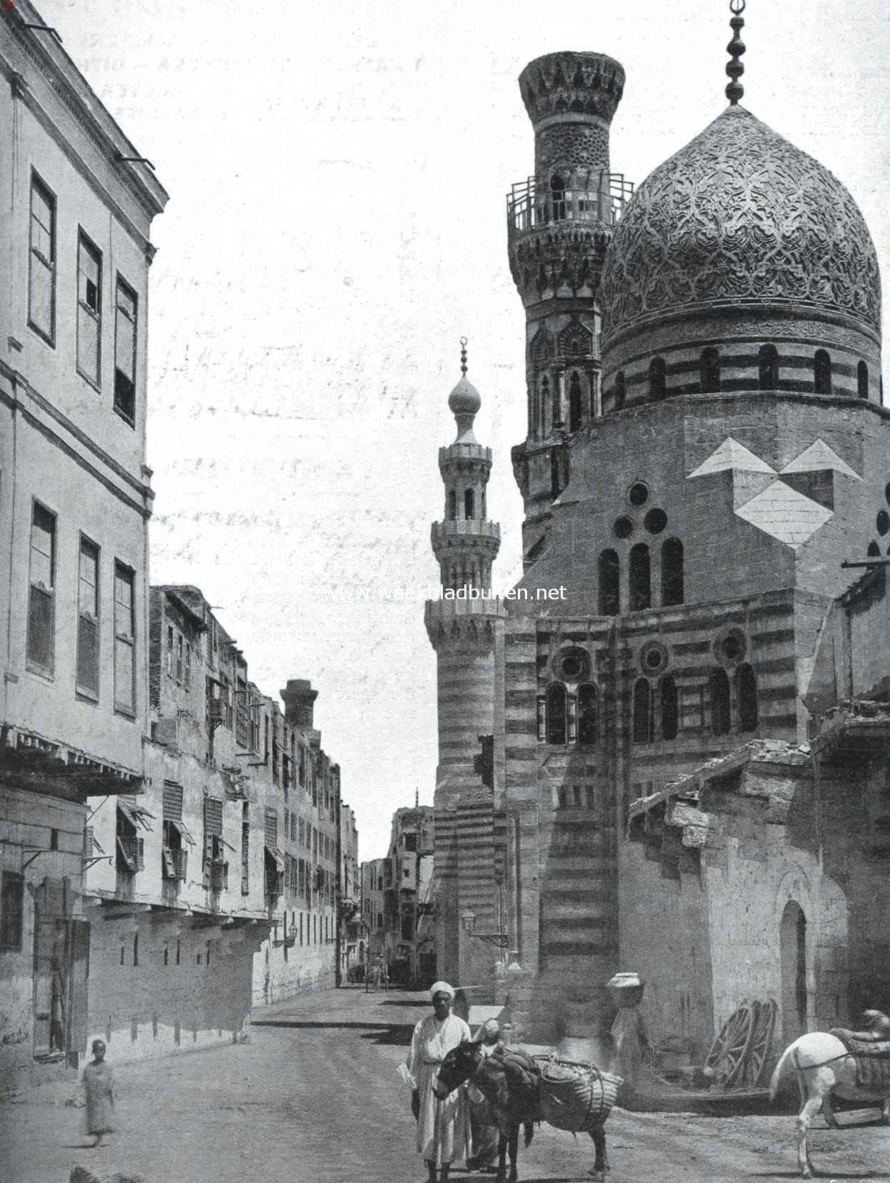 Een straat Darb el Ahmar te Caro