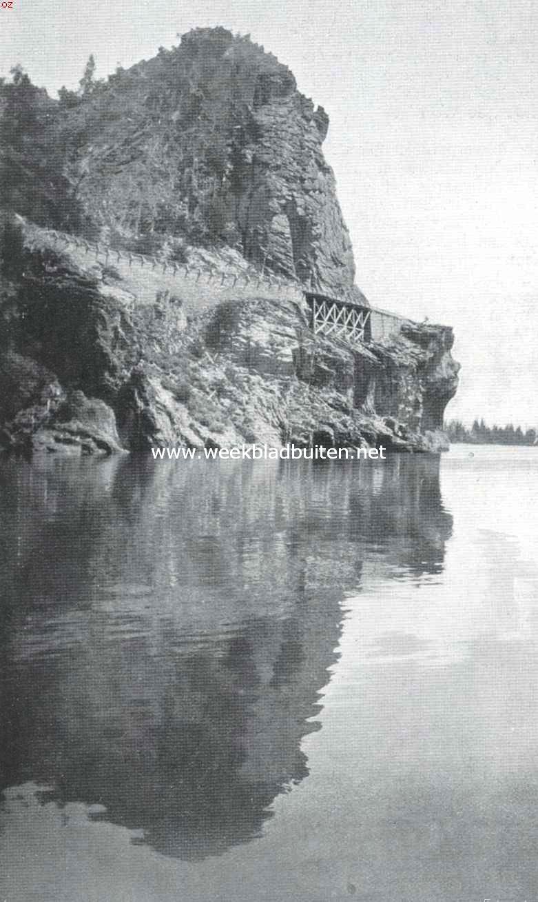 In Mooi-Californi. Cave Rock en Tahoe Meer