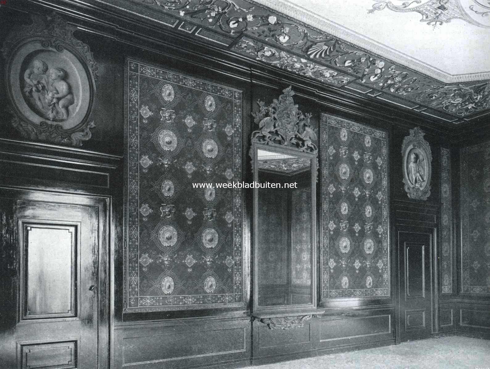 Oud-Poelgeest. Wand van de eetzaal of drakenkamer